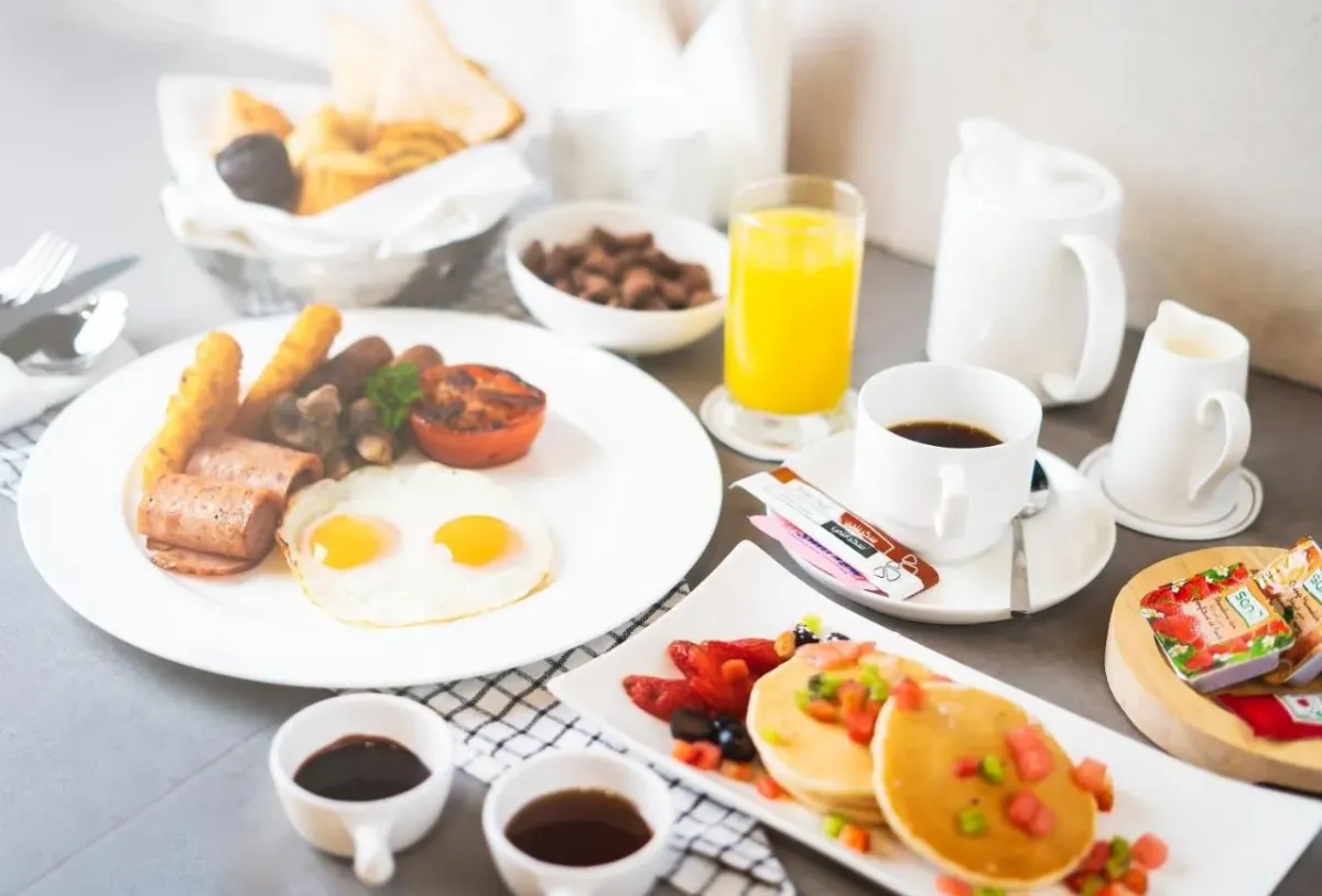 Restaurants and hotel food Al Khouri Sky Garden