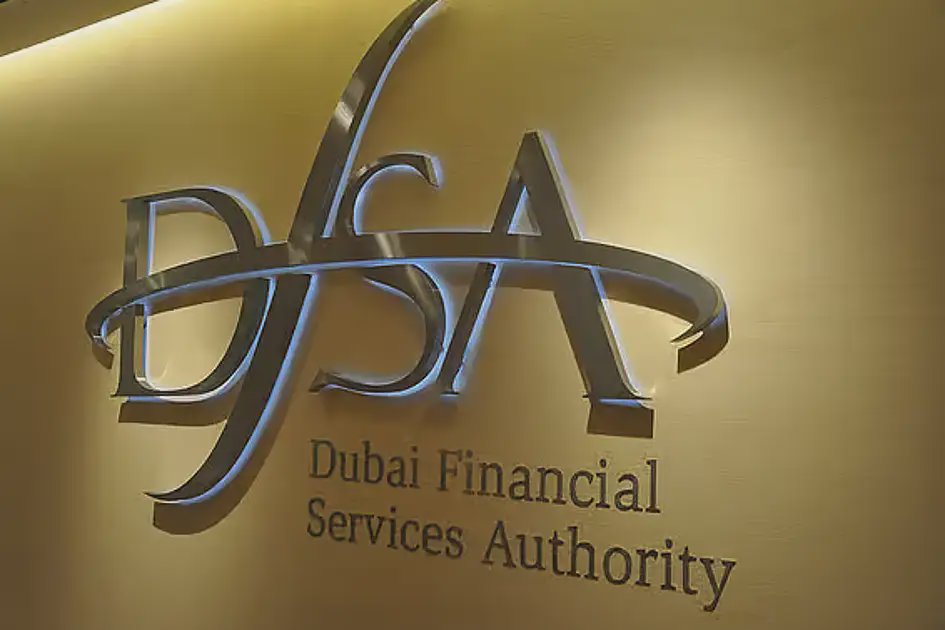 سلطة دبي للخدمات المالية تغرّم مستثمرا 210 آلاف دولار لتقديمه بيانات مضللة