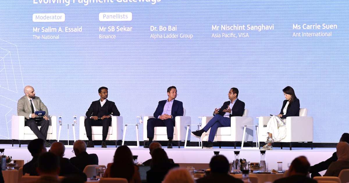 UAE and Singapore Emerge as Testing Ground for Middle East-Asia Stablecoin Corridor