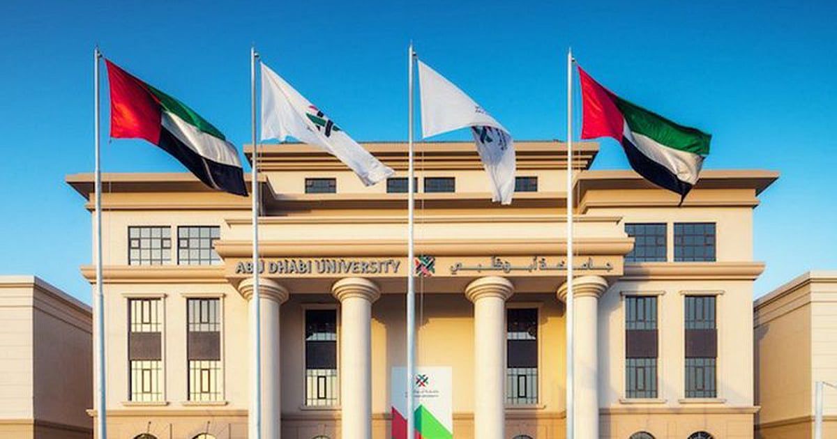 ارتفاع تسجيل الطلاب في جامعات الإمارات 13% مع إعادة الذكاء الاصطناعي تشكيل مهارات المستقبل