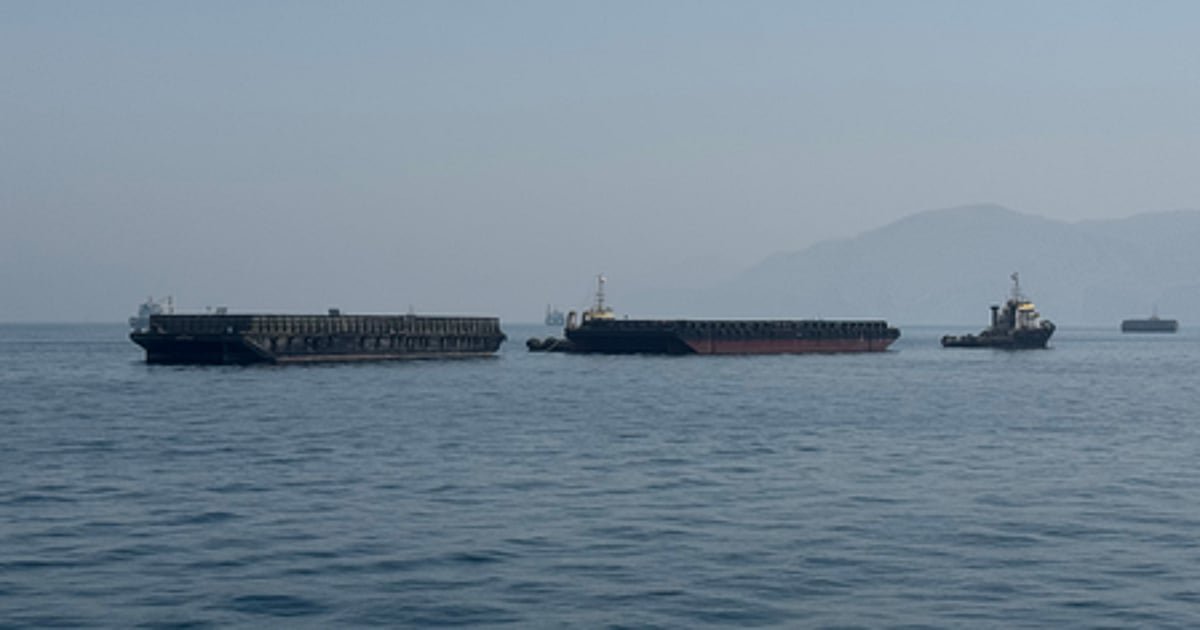 UAE National Guard Rescues 22 Crew After Oil Tanker Fire in Arabian Gulf