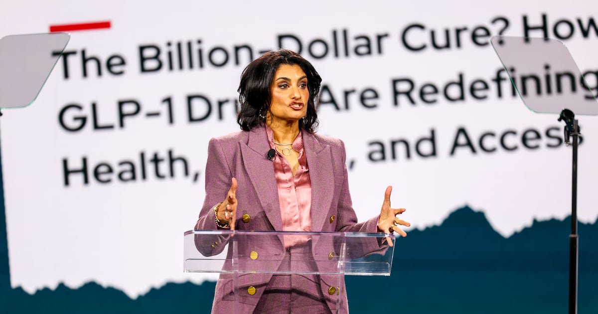 أبوظبي تطلق تجارب سريرية مدعومة بالذكاء الاصطناعي بالتعاون مع أوراكل وأسترازينيكا لمرضى ضغط الدم